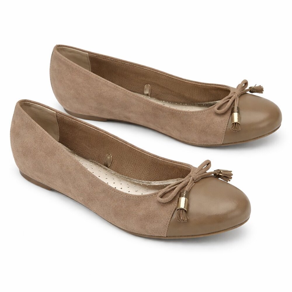 LONDON FOG Standard Tan Dress Flat Shoes Size 9.5